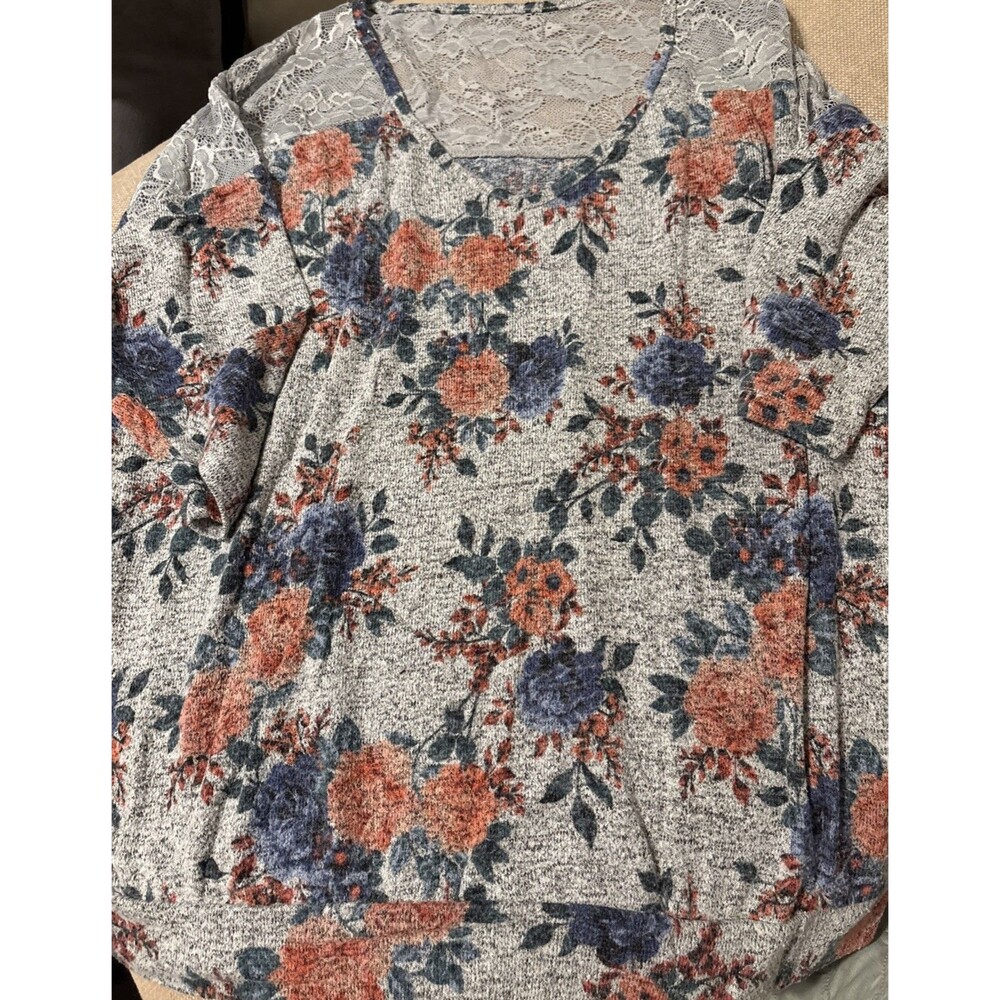 Torrid  Dolman Top - Super Soft Plush Floral Grey Size 1X Raglan Sleeves